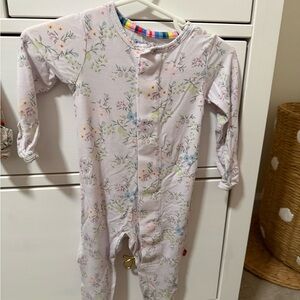 Magnetic Me Floral Modal Footie